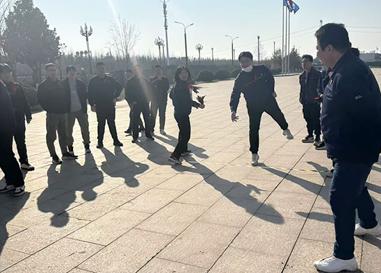 凝心聚力強堡壘，勇毅前行開新局